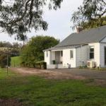 Leichhardt Cottages - Accommodation Whitsundays 0