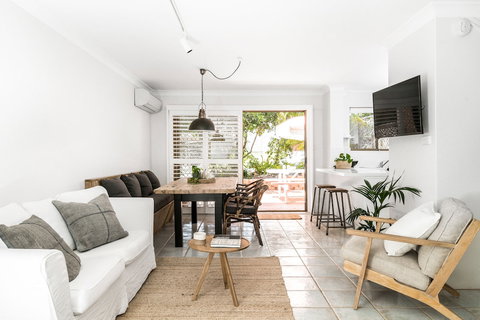 A PERFECT STAY - Cooinda - Accommodation Whitsundays 4