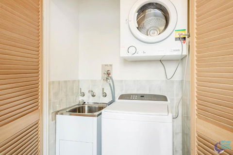 Pacific Pines Unit 6 - Accommodation Whitsundays 1