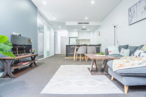 Stunning And Cozy Apartment In Heart Of Mascot - Accommodation Whitsundays 0
