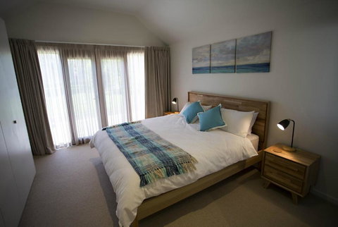 GALWAY COTTAGE - Accommodation Whitsundays 5