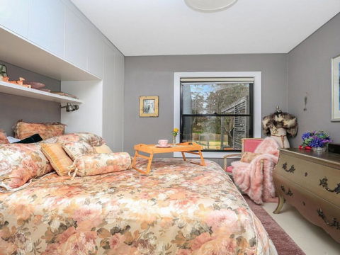 Lovett Quirky Stylish With A Bush Backdrop - Accommodation Whitsundays 3