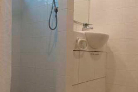 Absolute Beachfront Mooloolaba - Accommodation Whitsundays 7
