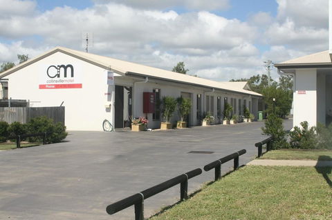 Collinsville Motel - Accommodation Whitsundays 2