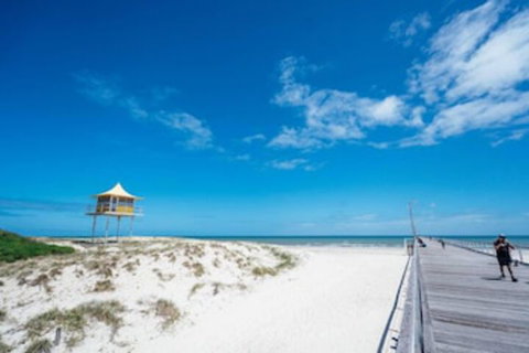 The Cove At New Port Pool Spa Sauna Gym & More - Accommodation Whitsundays 0