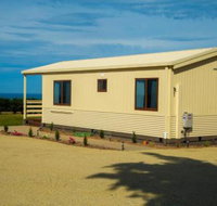 OMARU FARM STAY - Accommodation Whitsundays