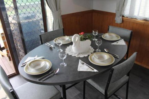 OMARU FARM STAY - Accommodation Whitsundays 4