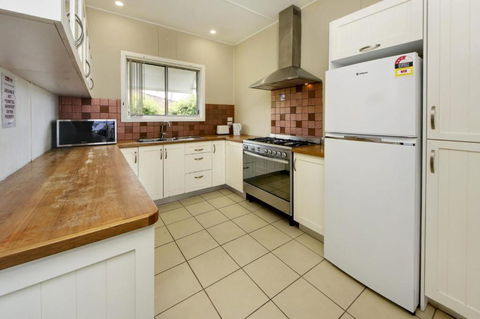 A Reel Teal - Accommodation Whitsundays 4