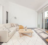 Large Family Home Bondi - Accommodation Whitsundays
