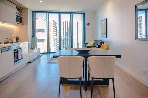 Airtrip Apartment On Tribune St - Accommodation Whitsundays 1