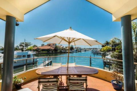 A Mariners Place BEST Location In Town! - Accommodation Whitsundays 3