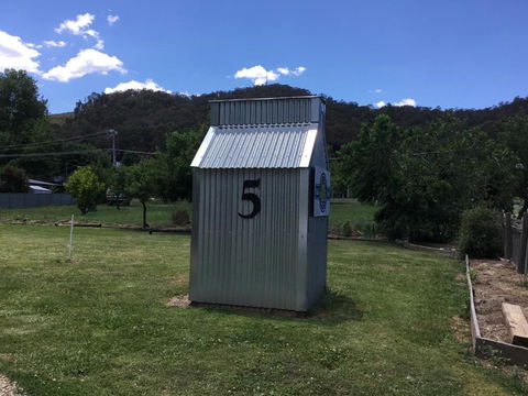 Rail Trail Cottage - Accommodation Whitsundays 1