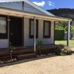 Rail Trail Cottage - Accommodation Whitsundays 0