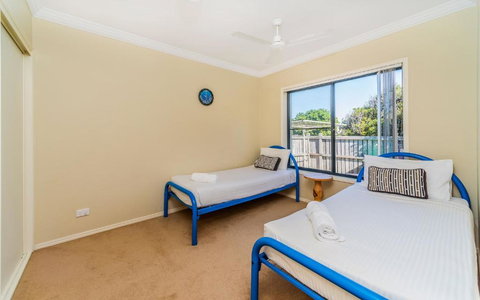 Oceania Cottage LJHooker Yamba - Accommodation Whitsundays 5