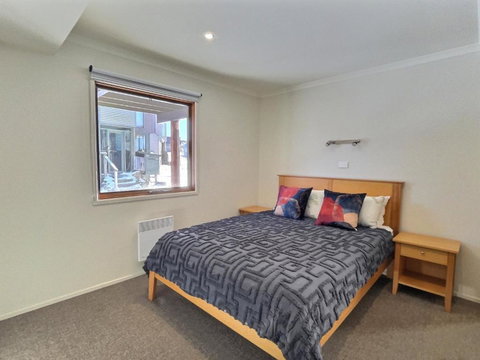 Vertical Limit - Accommodation Whitsundays 6