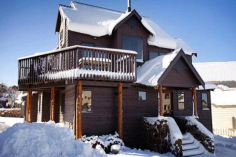 Vertical Limit - Accommodation Whitsundays 0