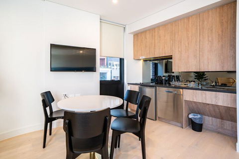 Newlife Serviced Apartments - Accommodation Whitsundays 5
