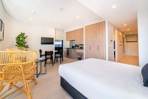 Newlife Serviced Apartments - Accommodation Whitsundays 6