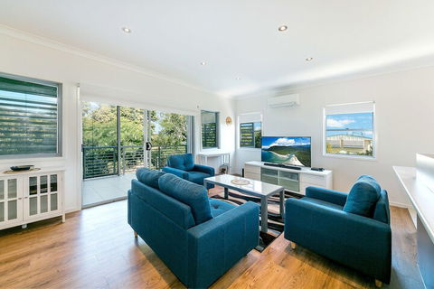 Redcliffe Holiday Accommodation - Accommodation Whitsundays 5