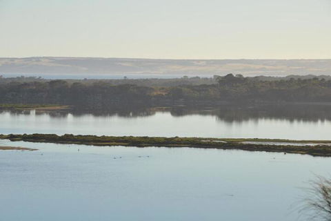 Of Stone & Wood Guesthouse Secluded Getaway! - Accommodation Whitsundays 6