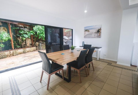 Absolute Airlie Central Airlie Beach - Accommodation Whitsundays 5