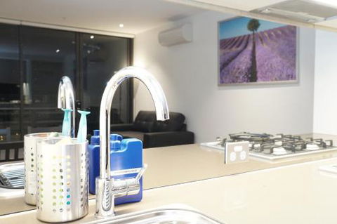 Auzzie Apartments Docklands Melbourne - Accommodation Whitsundays 0