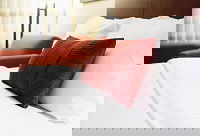 Daisy Accommodation 3 Branch - Accommodation Whitsundays 0