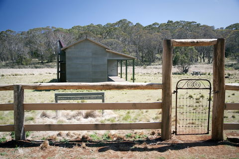 Brackens Hut - Accommodation Whitsundays 1