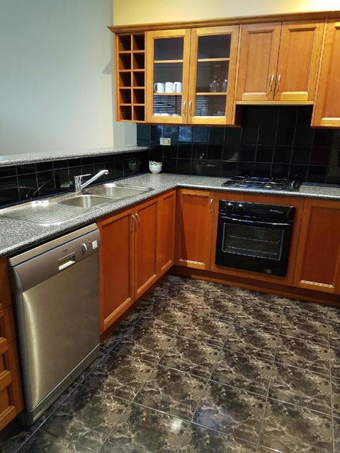 King Street Apartments - Accommodation Whitsundays 5