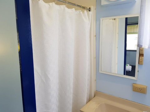 Jacaranda Holiday Park - Accommodation Whitsundays 5