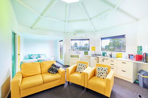 Zuny Yurt - Accommodation Whitsundays 2