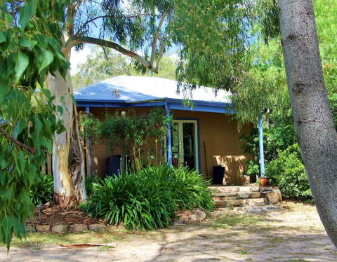 Rose Cottage - Accommodation Whitsundays 1