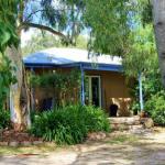 Rose Cottage - Accommodation Whitsundays 0