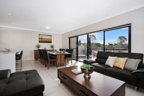Cypress Townhouse 21 Mulwala - Accommodation Whitsundays 2