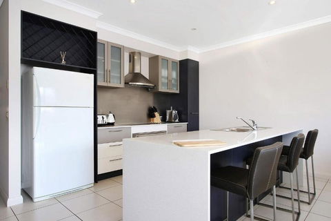 Cypress Townhouse 21 Mulwala - Accommodation Whitsundays 4