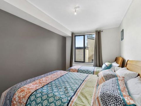 APARTMENT 29 PACIFIC APARTMENTS Grand Escape With Ocean Views - Accommodation Whitsundays 5