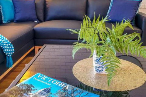 PARADISE COURT VILLA 1 Free Wifi - Accommodation Whitsundays 3