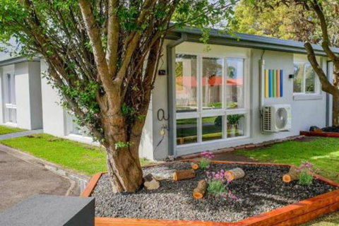 PARADISE COURT VILLA 1 Free Wifi - Accommodation Whitsundays 4