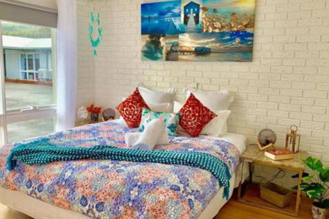 PARADISE COURT VILLA 1 Free Wifi - Accommodation Whitsundays 5