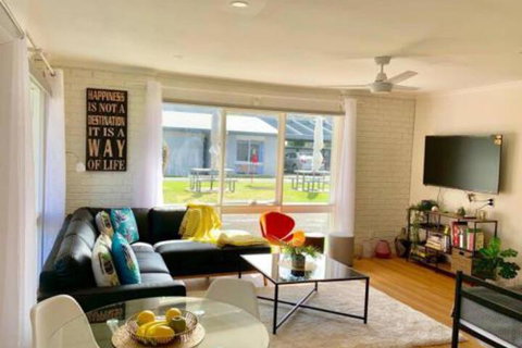 PARADISE COURT VILLA 1 Free Wifi - Accommodation Whitsundays 6