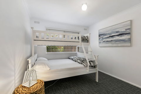 Beauty AND THE Peace - Inlet Side - Accommodation Whitsundays 5