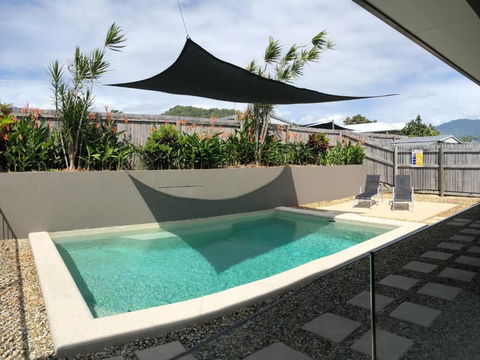Cooya Beach Ultimate Tropical Getaway - Accommodation Whitsundays 3