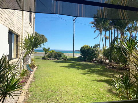 Dolphin View On South Esplanade - Accommodation Whitsundays 5