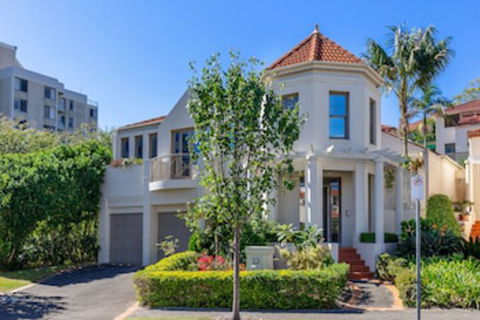 Kensington 4 Bedroom House 89 BROM - Accommodation Whitsundays 0