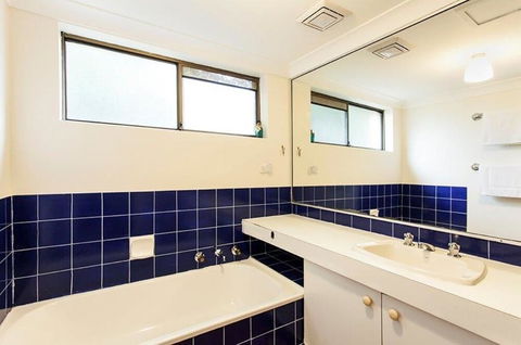 The Apartment Service RAND2 - Accommodation Whitsundays 4