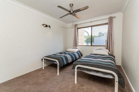 Great Location Close To Waterfront Shops Restaurants & Cafes. - Accommodation Whitsundays 4