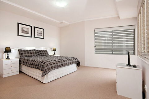 Spectacular Unit Overlooking Pumicestone Passage Welsby Pde Bongaree - Accommodation Whitsundays 6