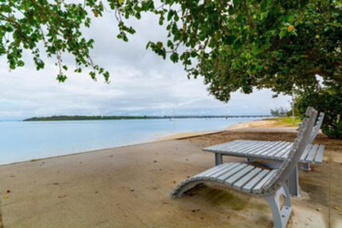 Magical Holiday Home Welsby Pde Bongaree - Accommodation Whitsundays 0