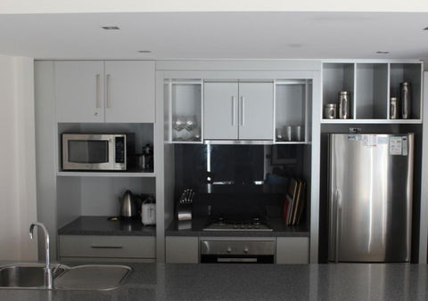 Ropers Apartments - Accommodation Whitsundays 2