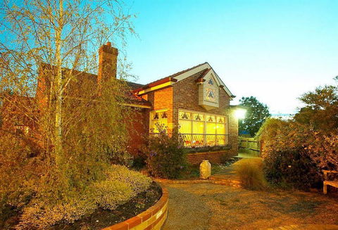 Carter Cottages - Accommodation Whitsundays 1